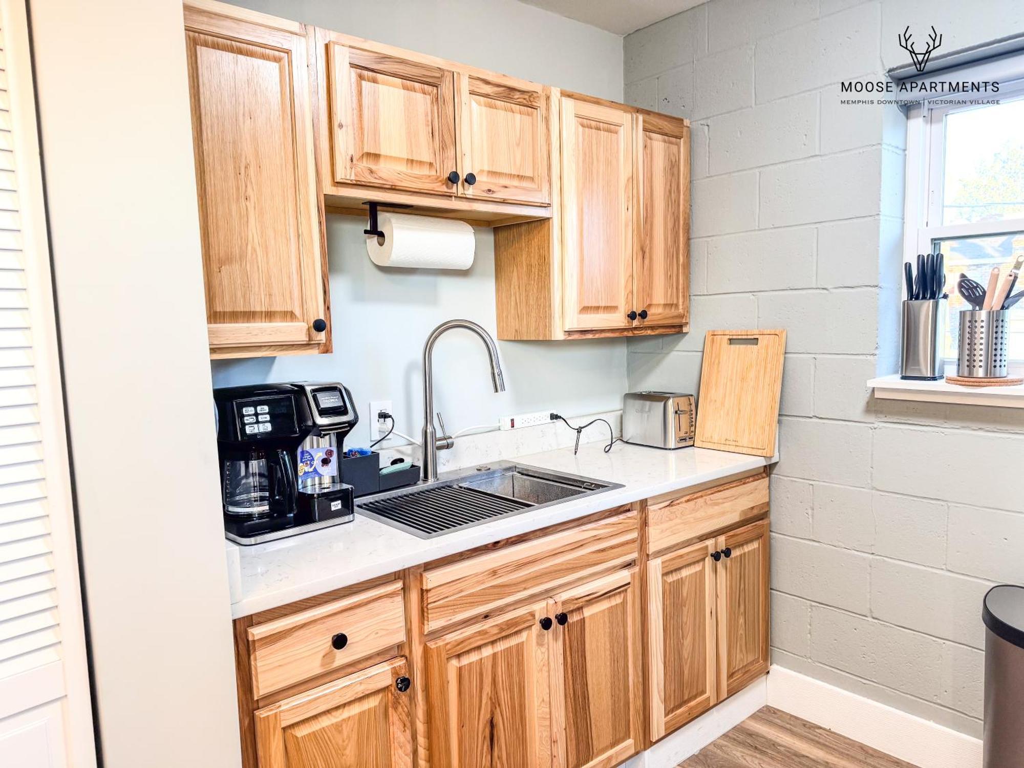 The Moose #12 - Brand New Modern Luxe Loft With Free Parking, King Bed & Fast Wifi Apartment Memphis Exterior photo